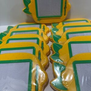 Party Favor Lot Of 11 Lemon Doodle Art Magic Erase Magnetic Drawing Board + Pen